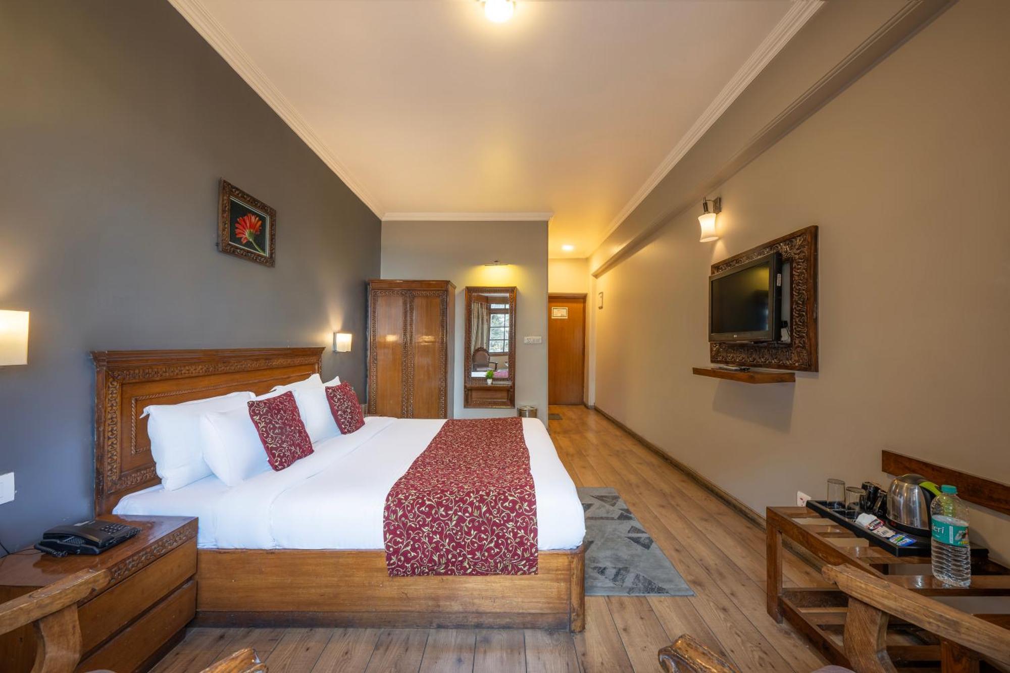 Wingait Inn - Hotel Near Mall Road Шимла Экстерьер фото